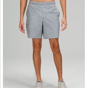 Lululemon Surge Lined 7” Shorts in Jitter Dot Grey